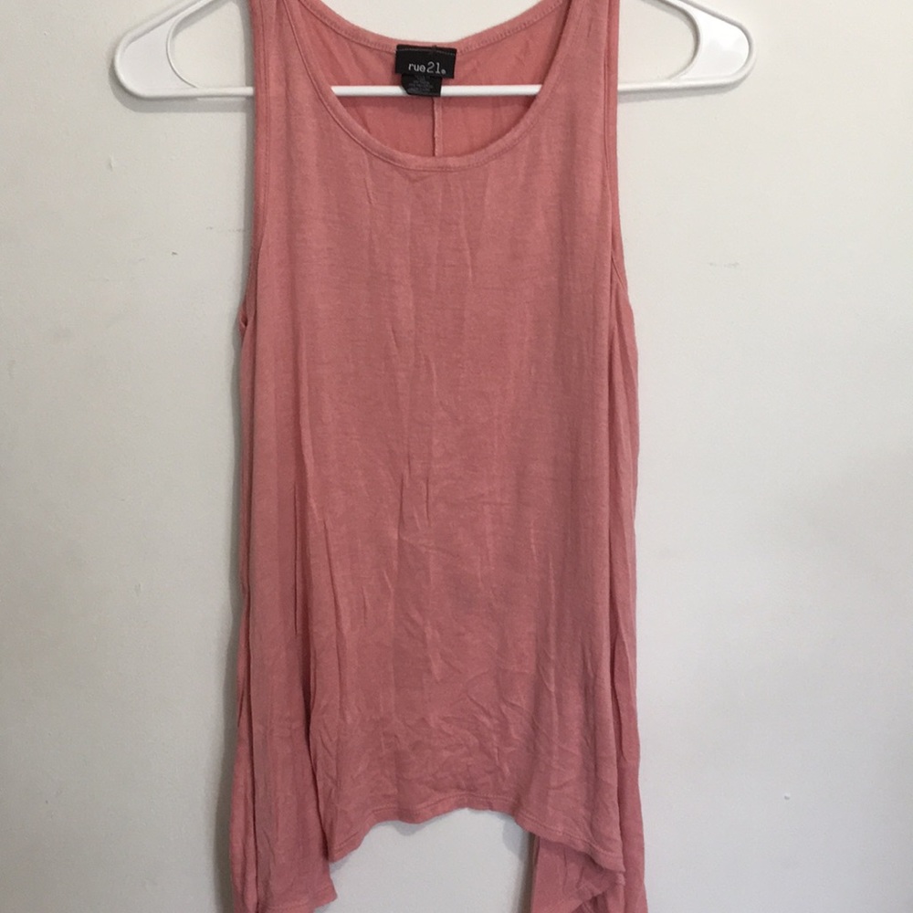 Casual pink tank top